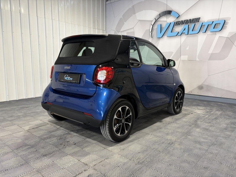 Photo 5 de l'offre de SMART FORTWO CABRIO 1.0 71 ch S&S BA6 Passion à 13990€ chez VL Auto