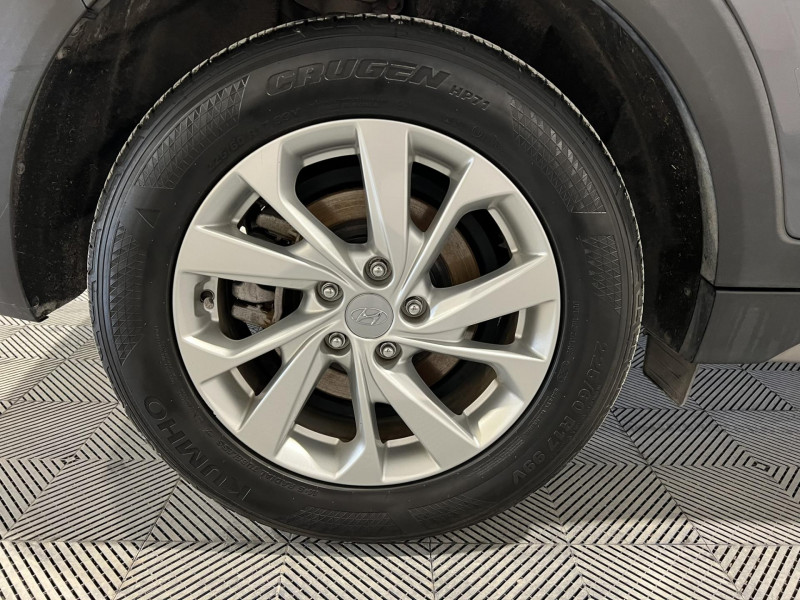 Photo 18 de l'offre de HYUNDAI TUCSON 1.6 CRDi 136 DCT-7 Creative à 17490€ chez VL Auto