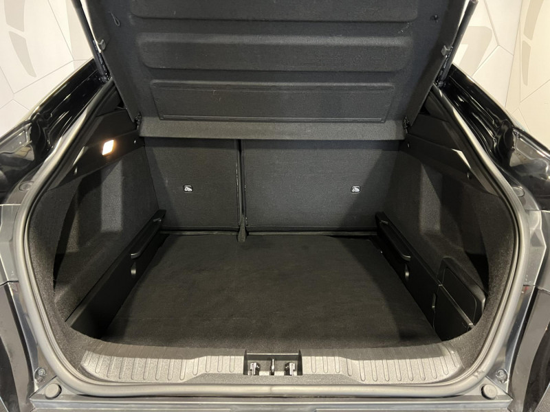 Photo 10 de l'offre de RENAULT ARKANA E-Tech hybride 145 - 22 Engineered à 20490€ chez VL Auto