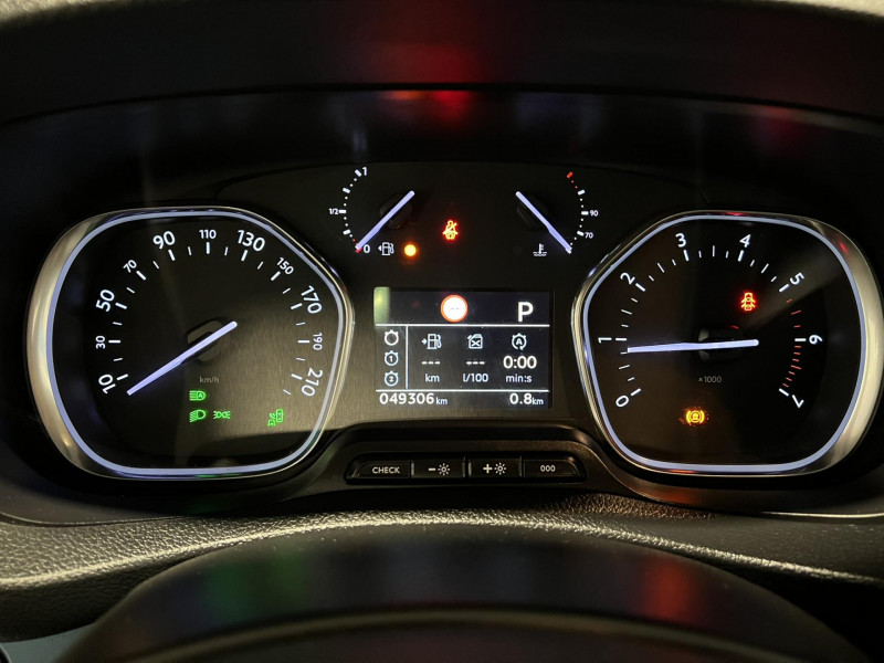 Photo 11 de l'offre de PEUGEOT TRAVELLER Long BlueHDi 180ch S&S EAT8 Allure à 28490€ chez VL Auto