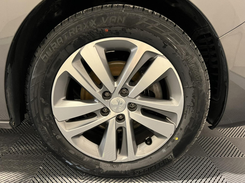 Photo 17 de l'offre de PEUGEOT TRAVELLER Long BlueHDi 180ch S&S EAT8 Allure à 28490€ chez VL Auto