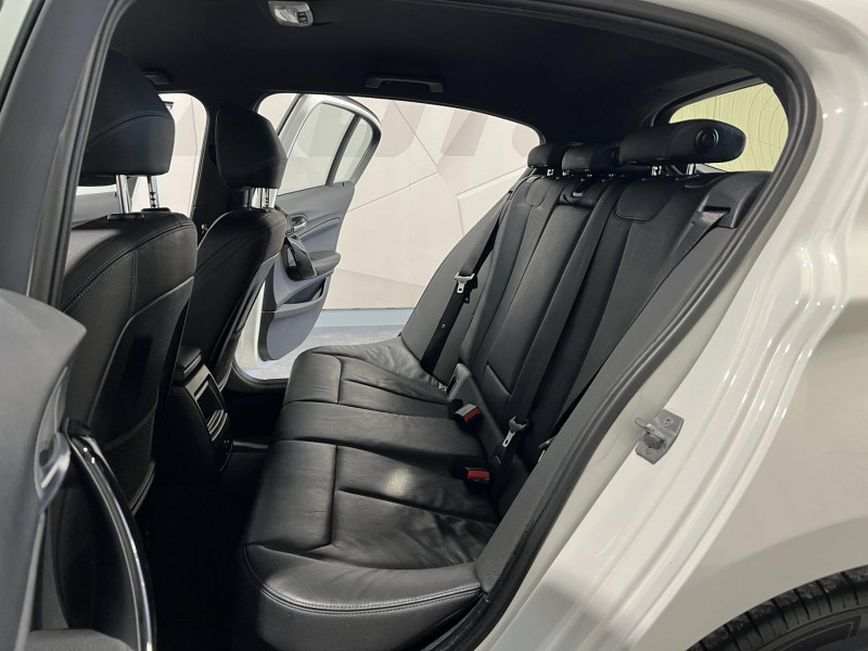 Photo 9 de l'offre de BMW SERIE 1 118i 136 ch BVA8 F20 LCI2 M Sport Ultimate à 16990€ chez VL Auto