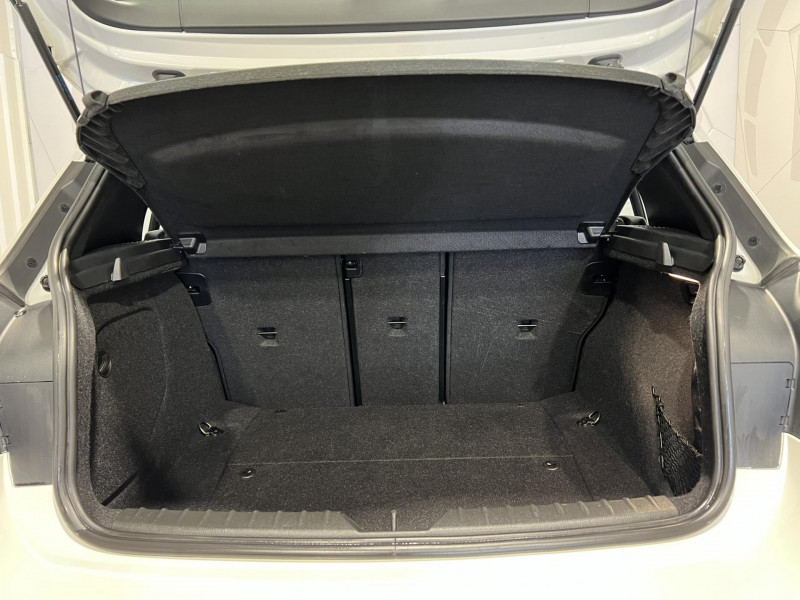 Photo 10 de l'offre de BMW SERIE 1 118i 136 ch BVA8 F20 LCI2 M Sport Ultimate à 16990€ chez VL Auto