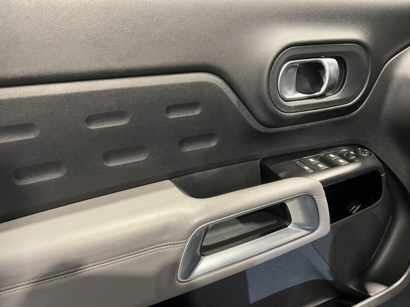 Photo 22 de l'offre de CITROEN C5 AIRCROSS Hybride Rechargeable 225 S&S e-EAT8 Business à 14990€ chez VL Auto