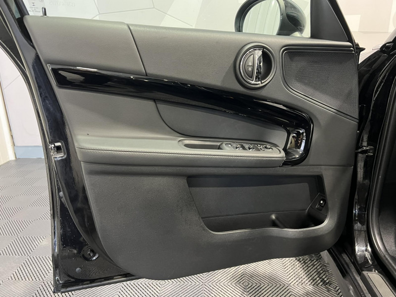 Photo 21 de l'offre de MINI COUNTRYMAN 136 - 88 ch ALL4 BVA6 Cooper SE Business à 22490€ chez VL Auto