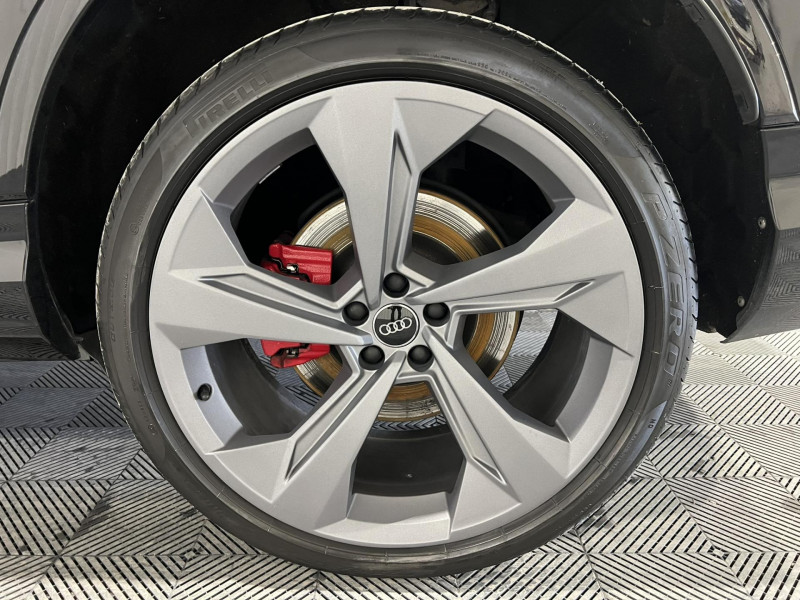 Photo 19 de l'offre de AUDI Q7  60 TFSI e 456 Tiptronic 8 Quattro Competition à 43990€ chez VL Auto