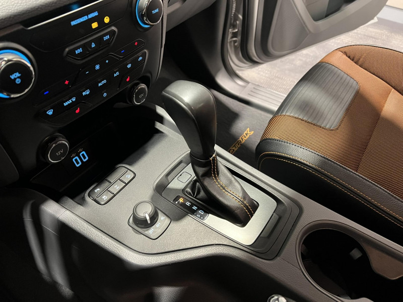 Photo 13 de l'offre de FORD RANGER 3.2 TDCi 200 4X4 BVA6 WILDTRAK à 28990€ chez VL Auto