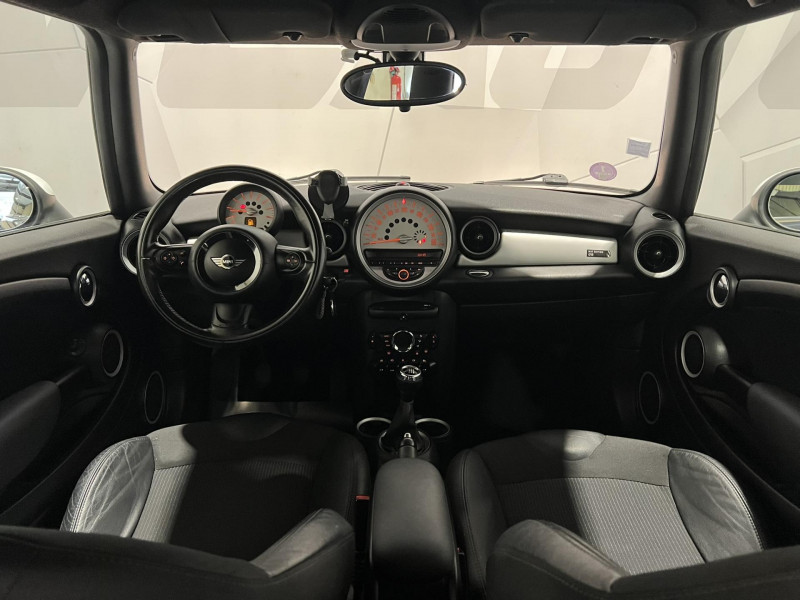 Photo 7 de l'offre de MINI MINI 122 ch Cooper Pack Chili à 7490€ chez VL Auto