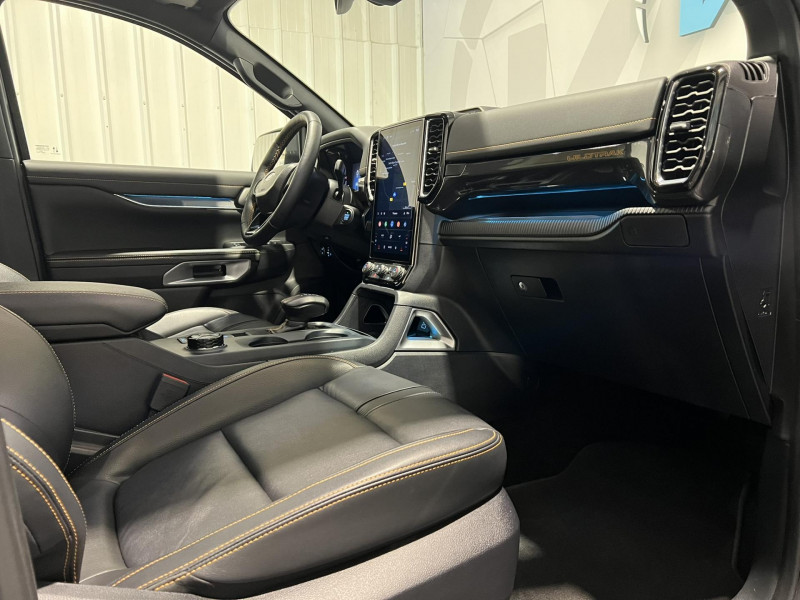 Photo 8 de l'offre de FORD RANGER DOUBLE CABINE 2.0 ECOBLUE 205 CH S&S BVA10 e-4WD WILDTRAK X à 48990€ chez VL Auto