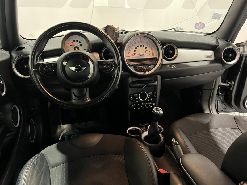 Photo 15 de l'offre de MINI MINI 122 ch Cooper Pack Chili à 7490€ chez VL Auto