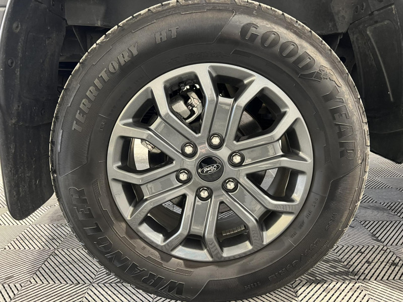 Photo 18 de l'offre de FORD RANGER DOUBLE CABINE 2.0 ECOBLUE 205 CH S&S BVA10 e-4WD WILDTRAK X à 48990€ chez VL Auto