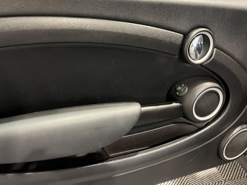 Photo 21 de l'offre de MINI MINI 122 ch Cooper Pack Chili à 7490€ chez VL Auto