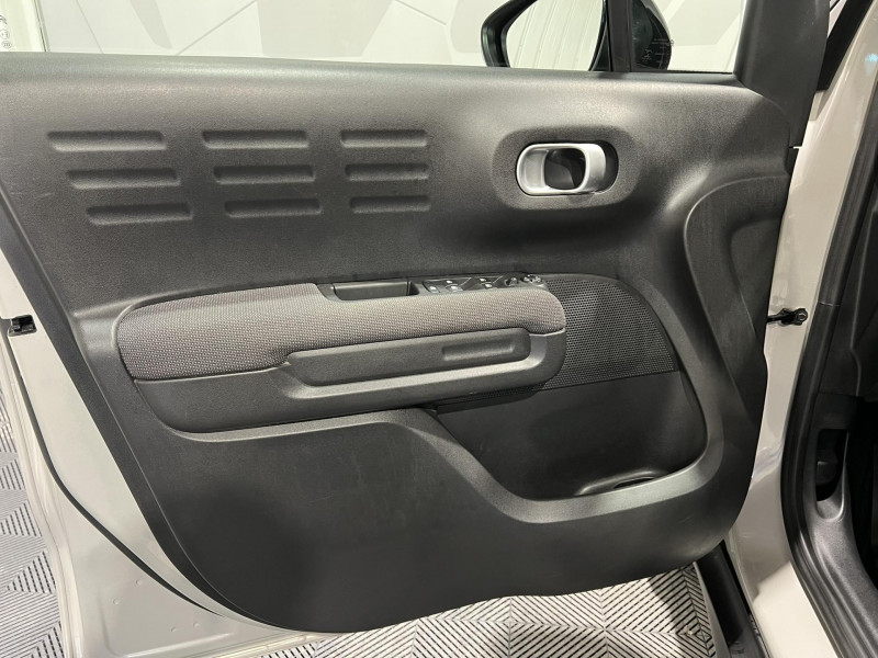 Photo 20 de l'offre de CITROEN C3 AIRCROSS 110 S&S BVM6 Shine à 9990€ chez VL Auto