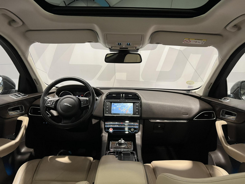 Photo 7 de l'offre de JAGUAR F-PACE  2.0 D - 180 ch AWD BVA8 Prestige à 18990€ chez VL Auto