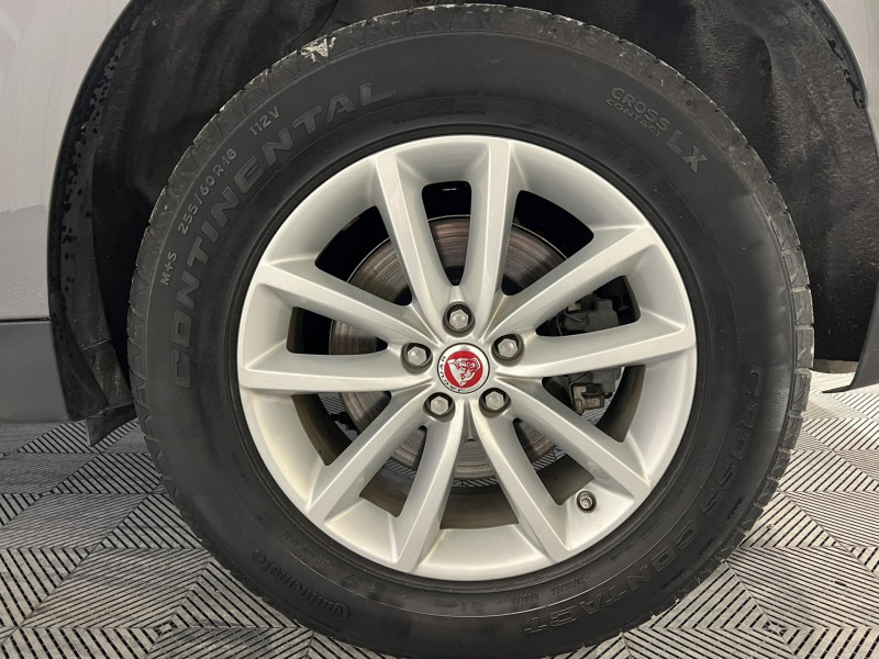 Photo 19 de l'offre de JAGUAR F-PACE  2.0 D - 180 ch AWD BVA8 Prestige à 18990€ chez VL Auto