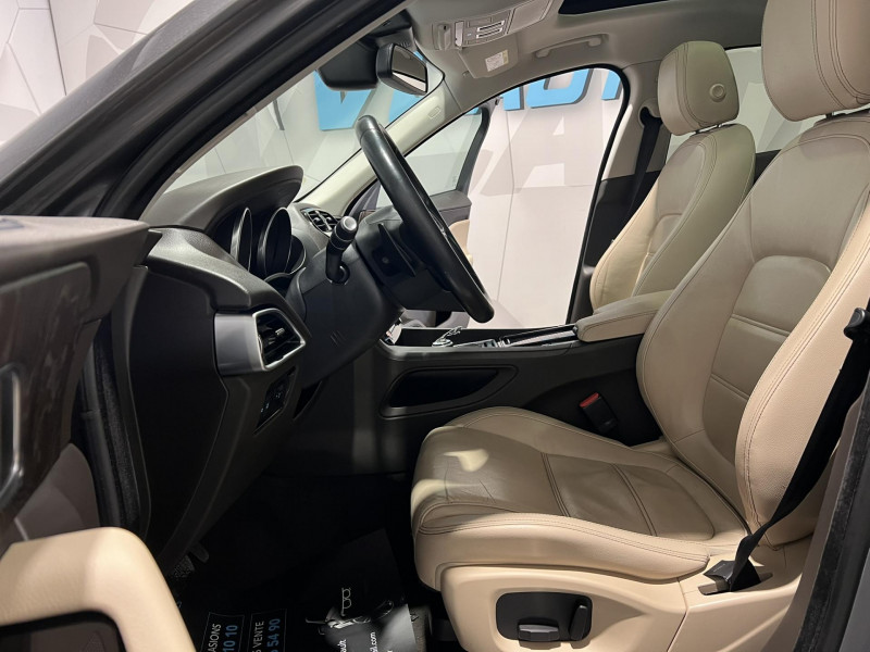 Photo 6 de l'offre de JAGUAR F-PACE  2.0 D - 180 ch AWD BVA8 Prestige à 18990€ chez VL Auto