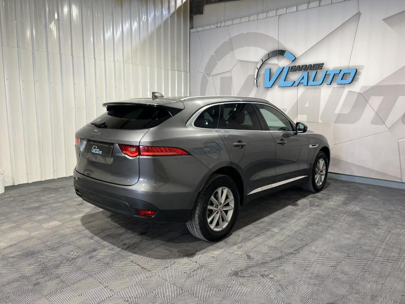 Photo 5 de l'offre de JAGUAR F-PACE  2.0 D - 180 ch AWD BVA8 Prestige à 18990€ chez VL Auto
