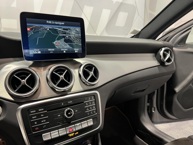 Photo 12 de l'offre de MERCEDES-BENZ GLA  220 d 7-G DCT Fascination à 17990€ chez VL Auto