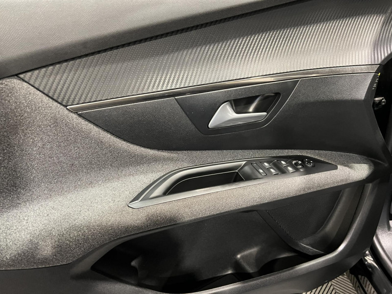 Photo 21 de l'offre de PEUGEOT 3008 BlueHDi 130ch S&S EAT8 Active Business à 14990€ chez VL Auto