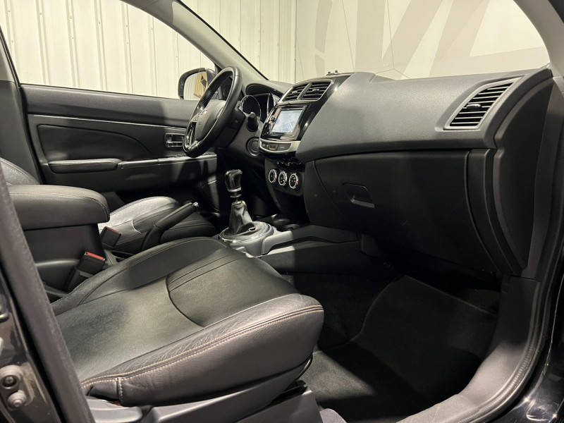 Photo 8 de l'offre de MITSUBISHI ASX  1.6 DI-D ClearTec 115ch 4x4 S-Style à 12990€ chez VL Auto