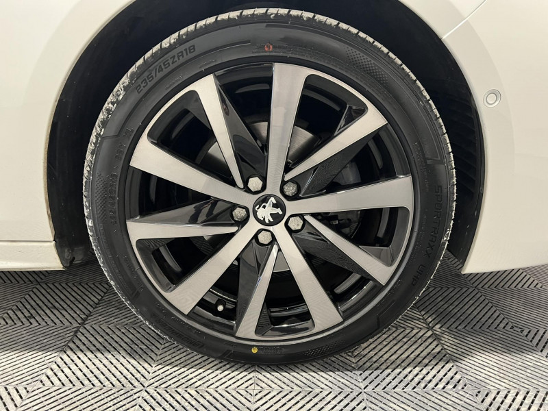 Photo 16 de l'offre de PEUGEOT 508 180 ch S&S EAT8 GT Line à 20490€ chez VL Auto