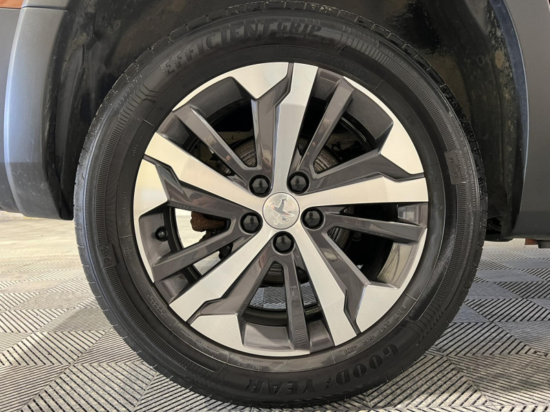 Photo 18 de l'offre de PEUGEOT RIFTER Standard BlueHDi 130 S&S BVM6 5pl GT à 19990€ chez VL Auto