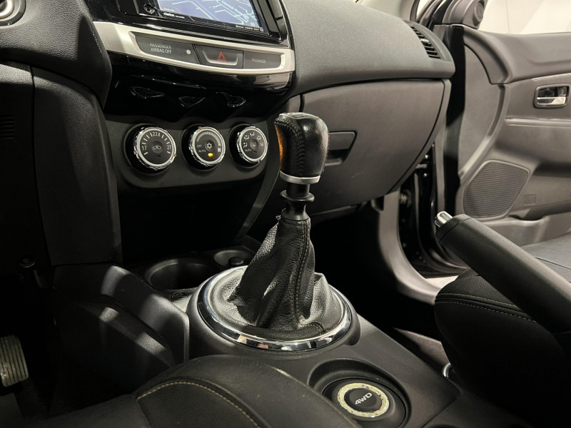 Photo 13 de l'offre de MITSUBISHI ASX  1.6 DI-D ClearTec 115ch 4x4 S-Style à 12990€ chez VL Auto