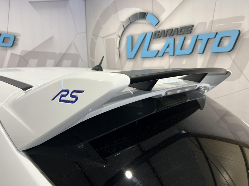 Photo 21 de l'offre de FORD FOCUS 2.3 EcoBoost 350 S&S RS à 26490€ chez VL Auto