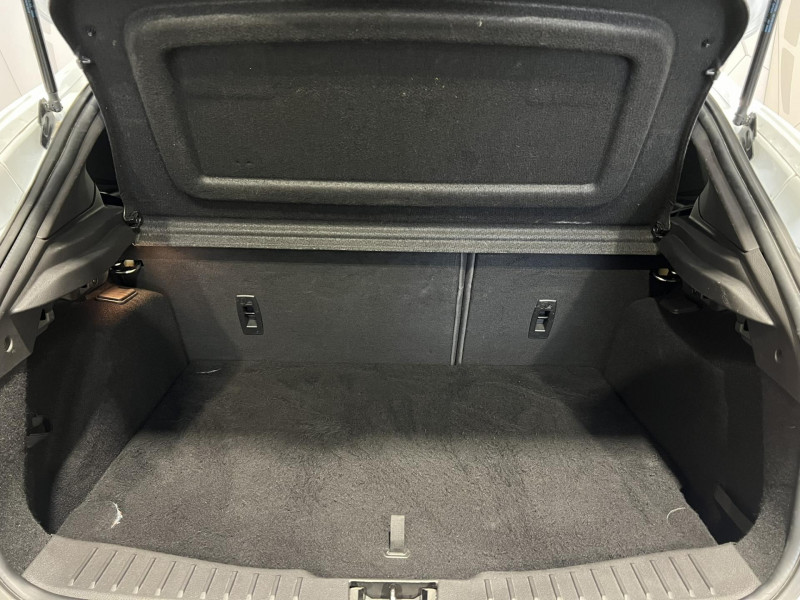 Photo 10 de l'offre de FORD FOCUS 2.3 EcoBoost 350 S&S RS à 26490€ chez VL Auto