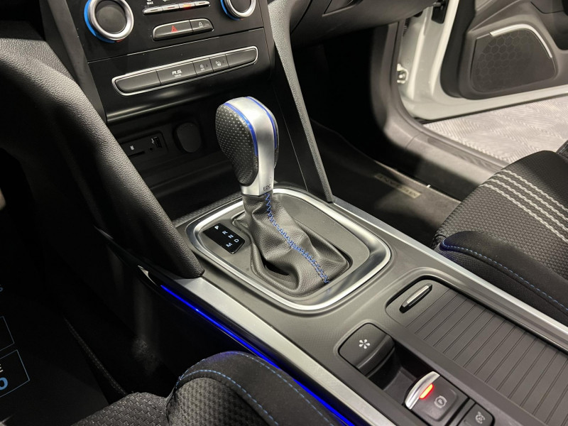 Photo 13 de l'offre de RENAULT Megane Estate dCi 165 Energy EDC GT à 16990€ chez VL Auto