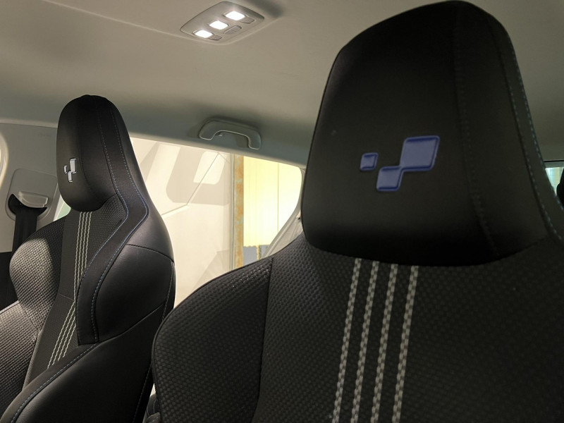 Photo 14 de l'offre de RENAULT Megane Estate dCi 165 Energy EDC GT à 16990€ chez VL Auto