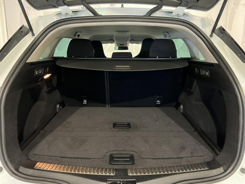 Photo 10 de l'offre de RENAULT Megane Estate dCi 165 Energy EDC GT à 16990€ chez VL Auto