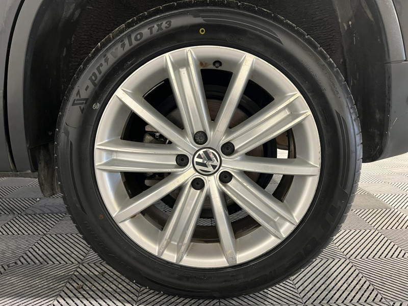 Photo 18 de l'offre de VOLKSWAGEN TIGUAN 2.0 TDI 140 FAP BlueMotion Technology Carat 4Motion DSG7 à 14990€ chez VL Auto