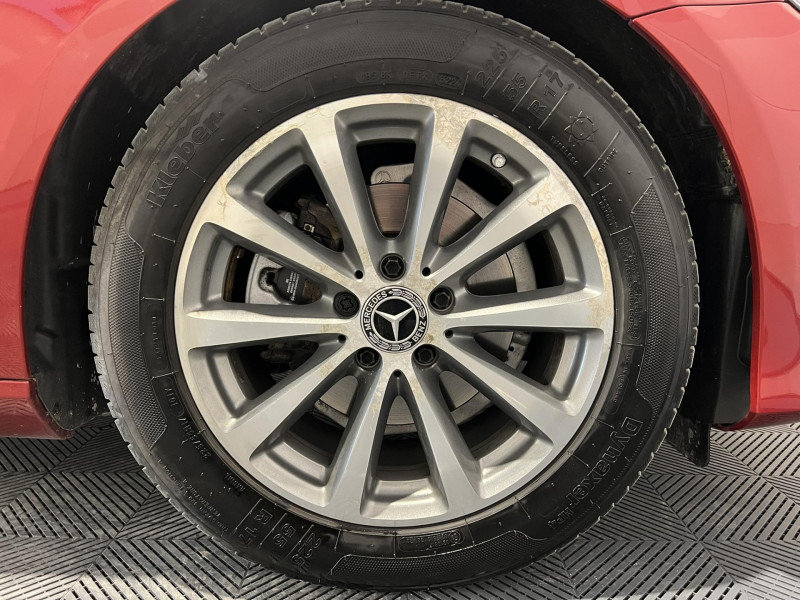 Photo 15 de l'offre de MERCEDES-BENZ CLASSE E BREAK 200 d 9G-Tronic Executive à 26990€ chez VL Auto