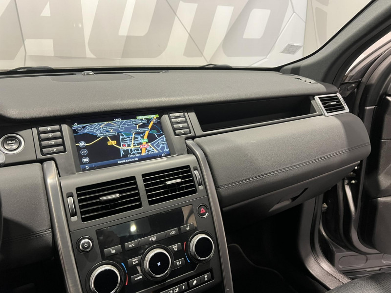 Photo 12 de l'offre de LAND-ROVER DISCOVERY SPORT  2.0 D180 - BVA  SE à 17990€ chez VL Auto