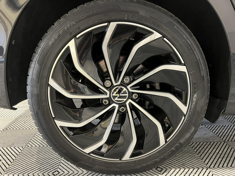 Photo 16 de l'offre de VOLKSWAGEN GOLF 2.0 TDI SCR 150 DSG7 Style à 21990€ chez VL Auto