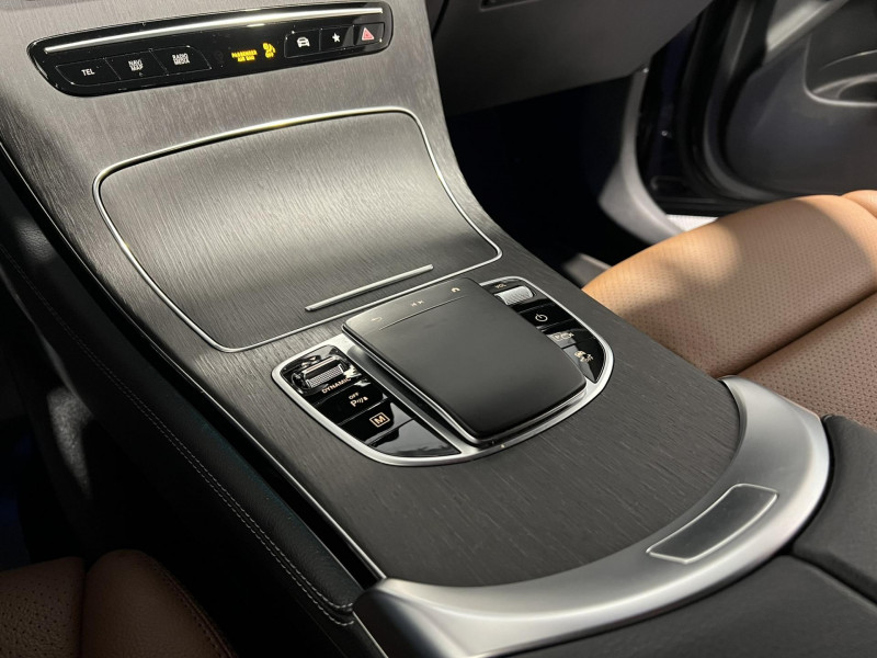 Photo 13 de l'offre de MERCEDES-BENZ GLC COUPE 300 e 9G-Tronic 4Matic AMG Line à 36990€ chez VL Auto