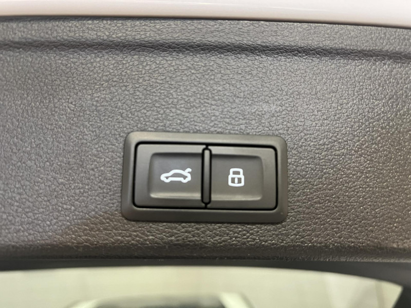 Photo 21 de l'offre de AUDI RS4 AVANT  V6 2.9 TFSI 450 ch Tiptronic 8 à 63990€ chez VL Auto