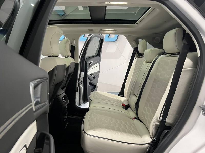 Photo 9 de l'offre de FORD EDGE 2.0 TDCi 210 Powershift Intelligent AWD Vignale à 21990€ chez VL Auto