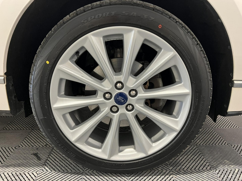 Photo 16 de l'offre de FORD EDGE 2.0 TDCi 210 Powershift Intelligent AWD Vignale à 21990€ chez VL Auto