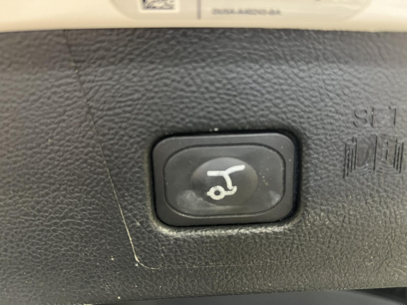 Photo 22 de l'offre de FORD EDGE 2.0 TDCi 210 Powershift Intelligent AWD Vignale à 21990€ chez VL Auto