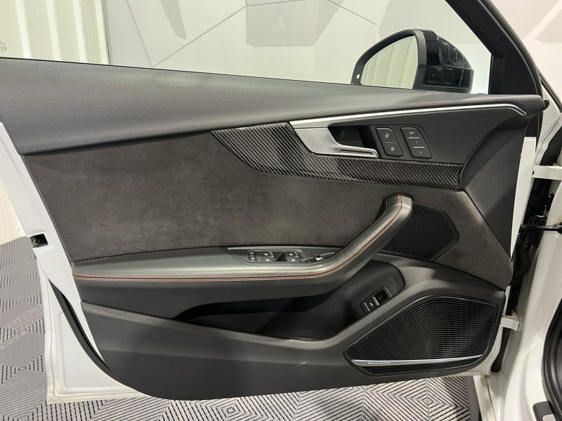 Photo 24 de l'offre de AUDI RS4 AVANT  V6 2.9 TFSI 450 ch Tiptronic 8 à 63990€ chez VL Auto