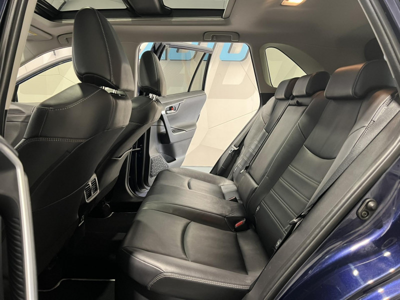 Photo 9 de l'offre de TOYOTA RAV 4 Hybride 218 ch 2WD Lounge à 26990€ chez VL Auto