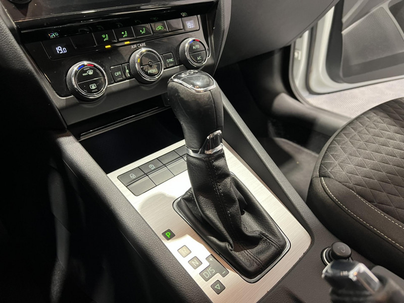 Photo 13 de l'offre de SKODA Octavia combi 1.6 TDI 116 ch CR FAP DSG7 Drive à 11990€ chez VL Auto