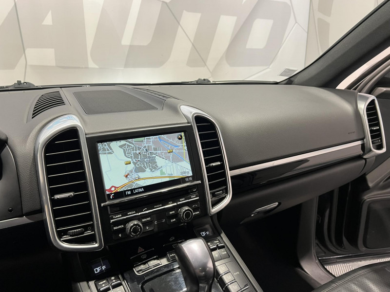 Photo 12 de l'offre de PORSCHE CAYENNE 3.0D V6 262 ch Tiptronic A à 35990€ chez VL Auto