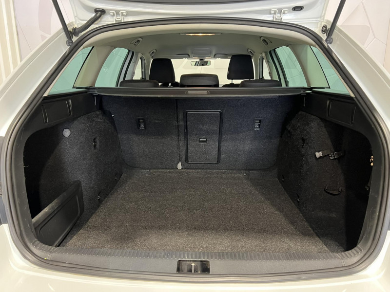 Photo 10 de l'offre de SKODA Octavia combi 1.6 TDI 116 ch CR FAP DSG7 Drive à 11990€ chez VL Auto