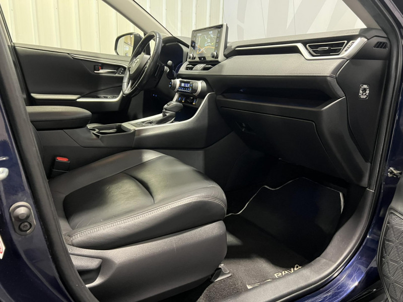 Photo 8 de l'offre de TOYOTA RAV 4 Hybride 218 ch 2WD Lounge à 26990€ chez VL Auto