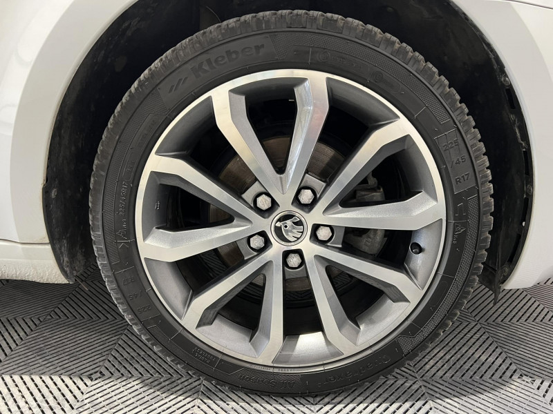 Photo 15 de l'offre de SKODA Octavia combi 1.6 TDI 116 ch CR FAP DSG7 Drive à 11990€ chez VL Auto