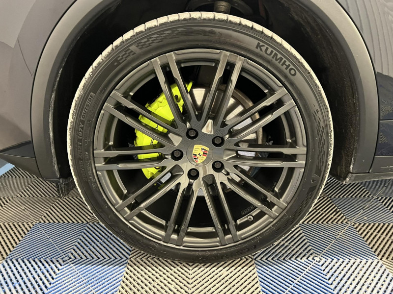 Photo 19 de l'offre de PORSCHE CAYENNE 3.0 V6 416 ch S E-Hybrid Tiptronic BVA à 33490€ chez VL Auto