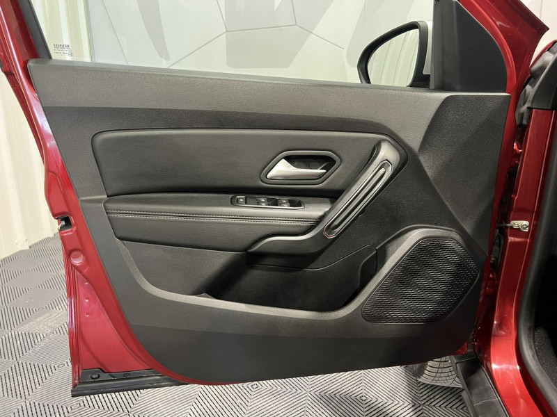 Photo 21 de l'offre de DACIA DUSTER TCe 150 FAP 4x4 Prestige à 21490€ chez VL Auto